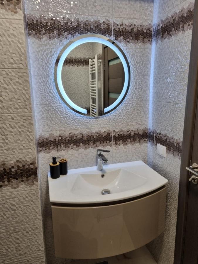 Luxury Apartments 巴克乌 外观 照片
