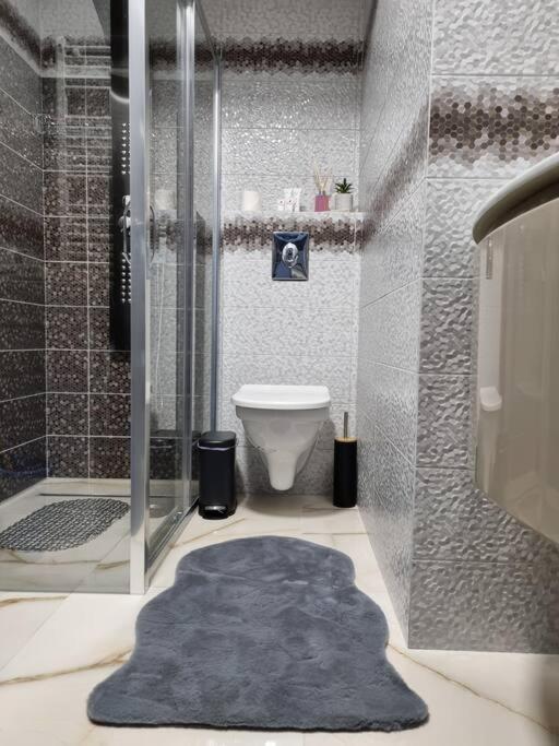 Luxury Apartments 巴克乌 外观 照片